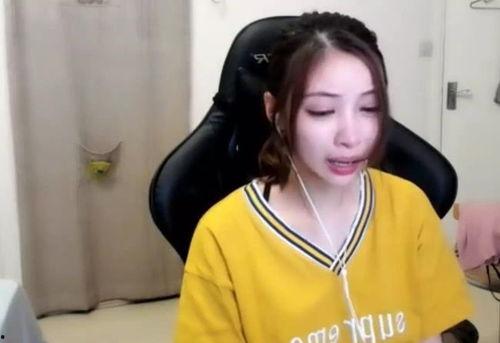 吃瓜学妹川渝,揭秘麻辣美食背后的文化魅力